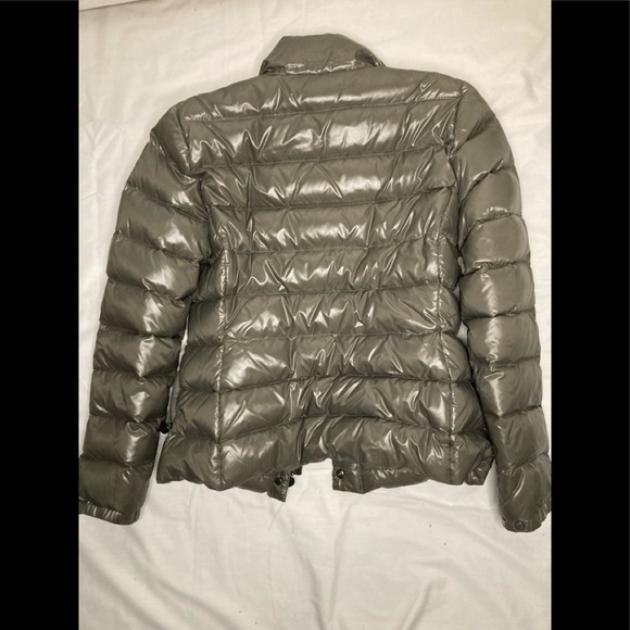 Moncler - Picture 3 of 9